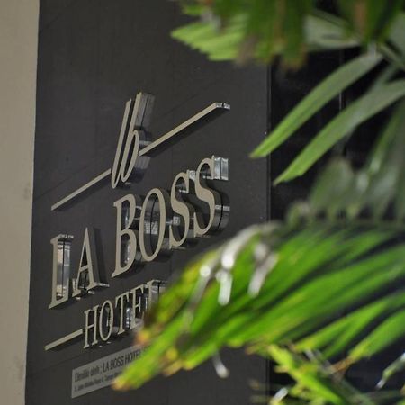 La Boss Hotel Malacca Buitenkant foto