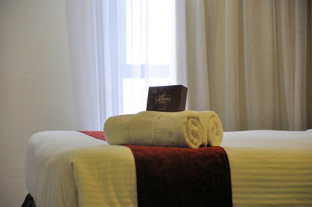 La Boss Hotel Malacca Buitenkant foto