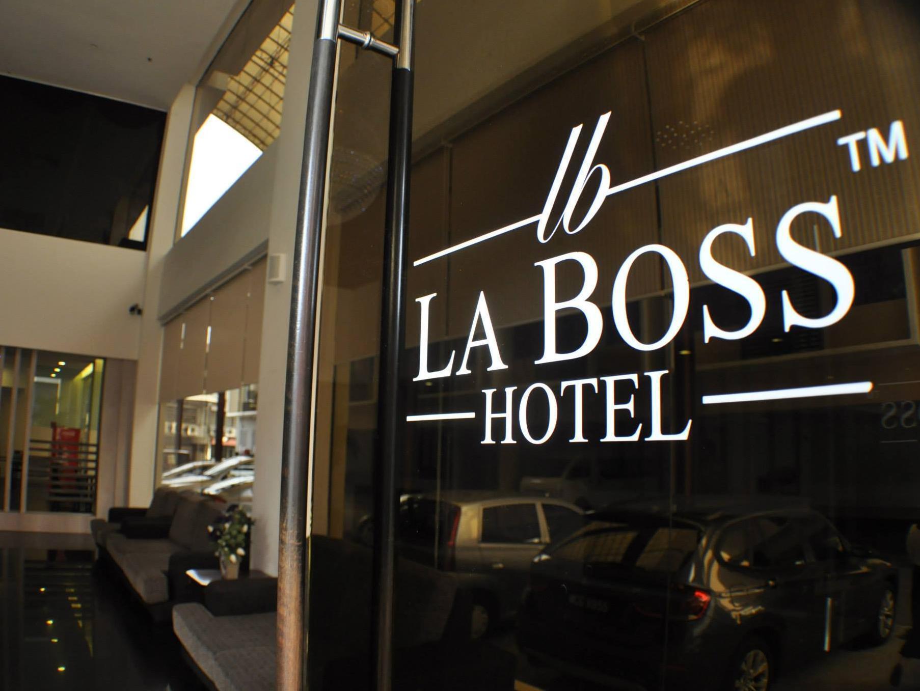 La Boss Hotel Malacca Buitenkant foto
