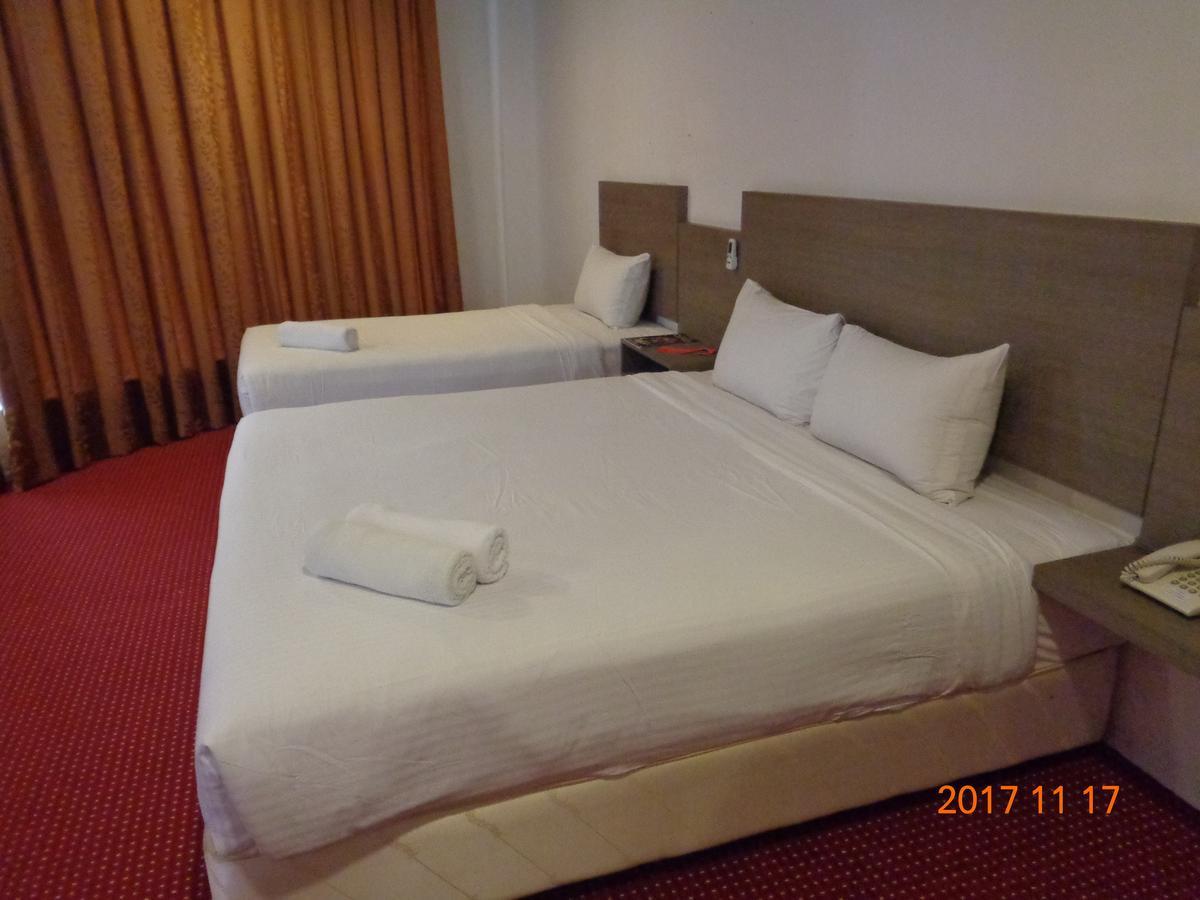 La Boss Hotel Malacca Buitenkant foto