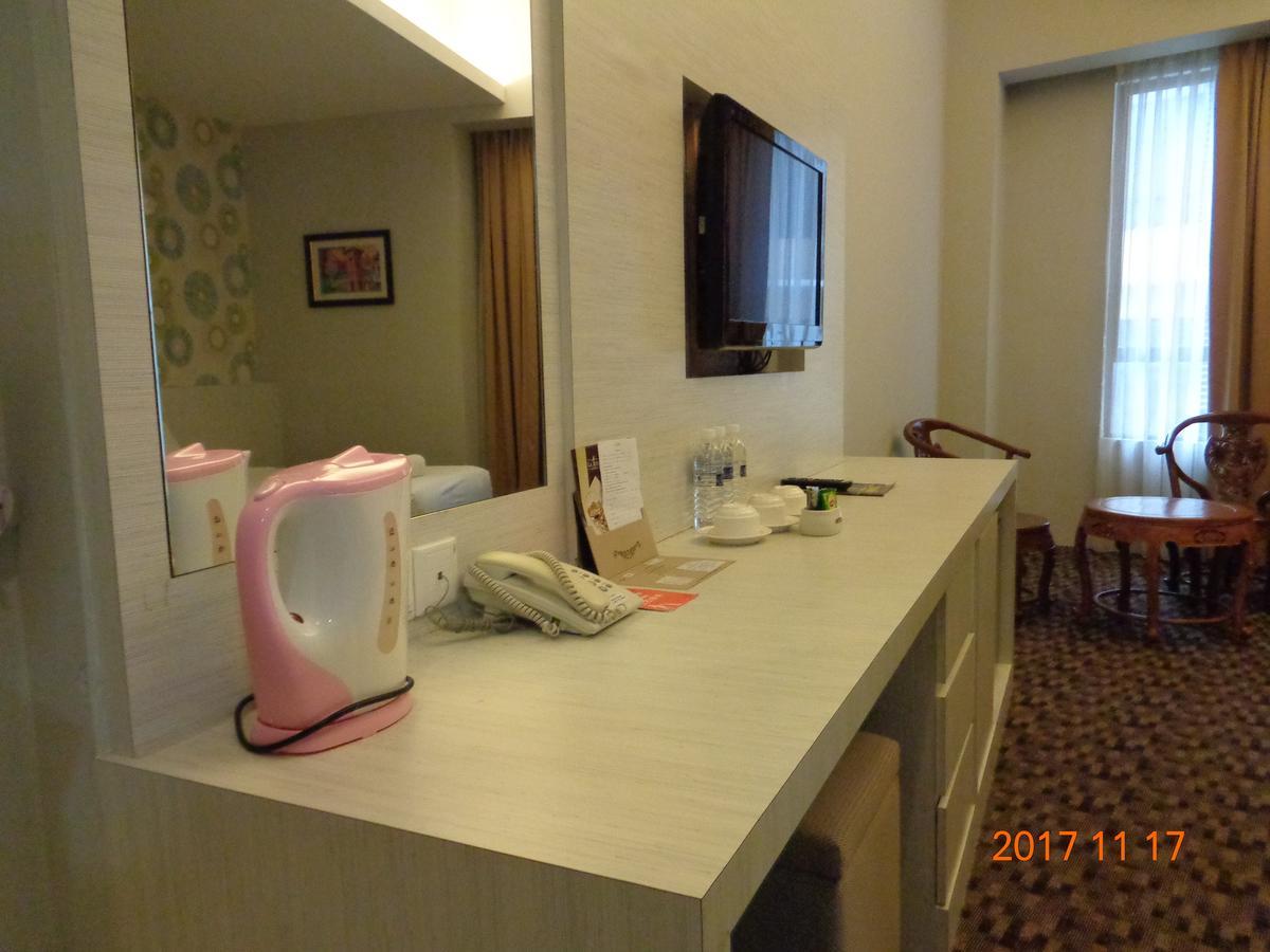 La Boss Hotel Malacca Buitenkant foto