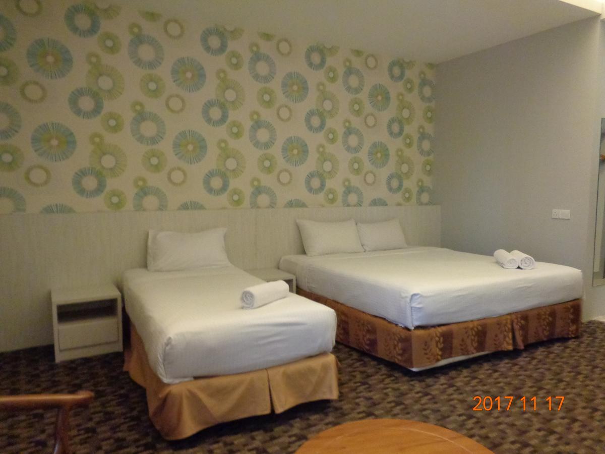 La Boss Hotel Malacca Buitenkant foto