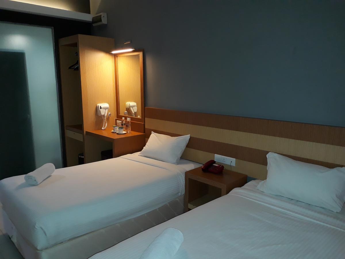 La Boss Hotel Malacca Buitenkant foto