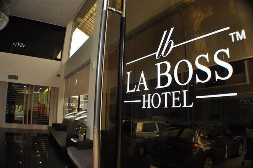 La Boss Hotel Malacca Buitenkant foto