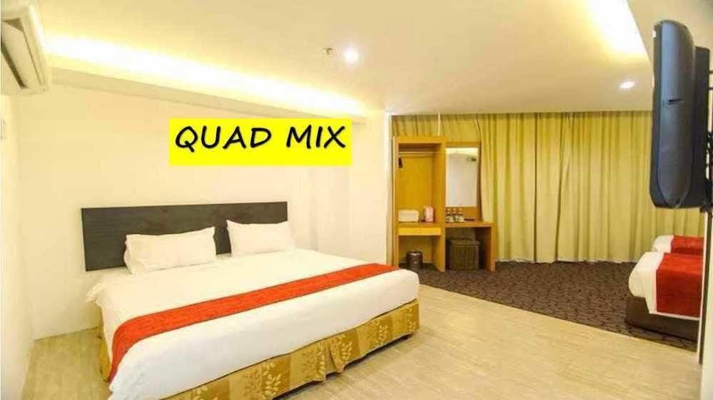 La Boss Hotel Malacca Buitenkant foto