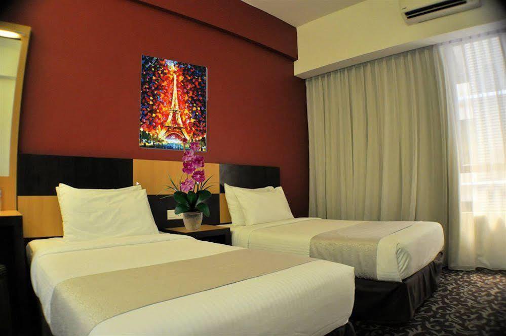 La Boss Hotel Malacca Buitenkant foto